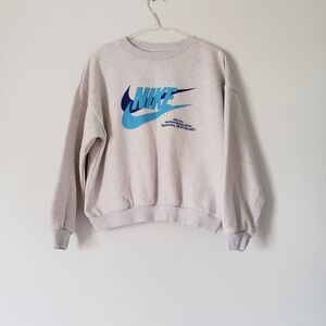 white Nike double swoosh cropped long-sleeved sweater Womens size Large